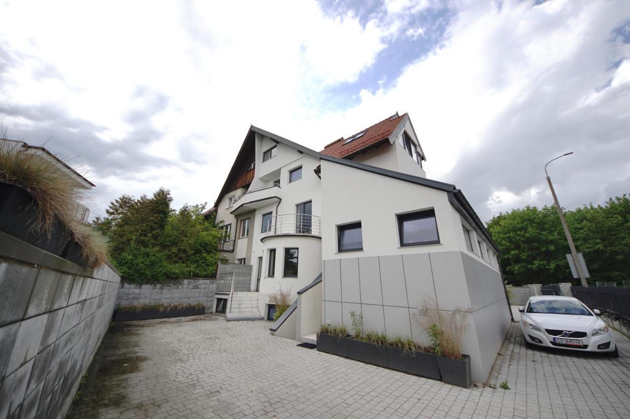 Comfort Apartments Korzeniowskiego Gdynia Bagian luar foto